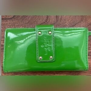 Kate Spade Stacy Pasedena Card Wallet Clutch Green EUC